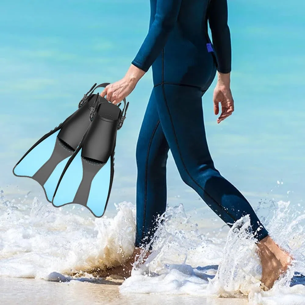 Palmes de plongée, Palmes Courtes Réglables, Palmes Natation Piscine, Palme réglables, Souples Silicone pour Adultes Hommes et Femmes - Bleu Clair