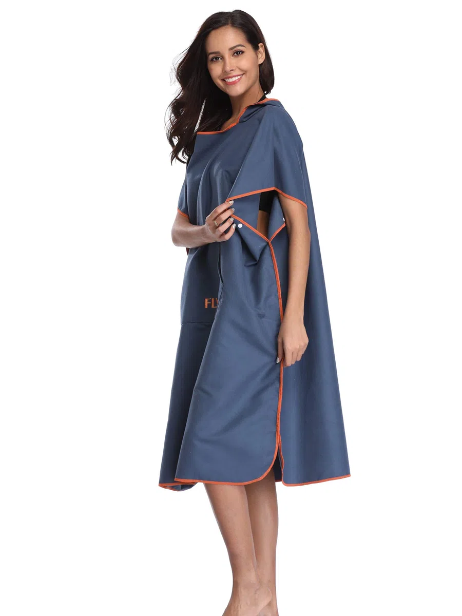Serviette en Robe Poncho avec Capuche en Microfibre Changement Peignoir de Bain Serviette de Poncho de Surf avec Capuche