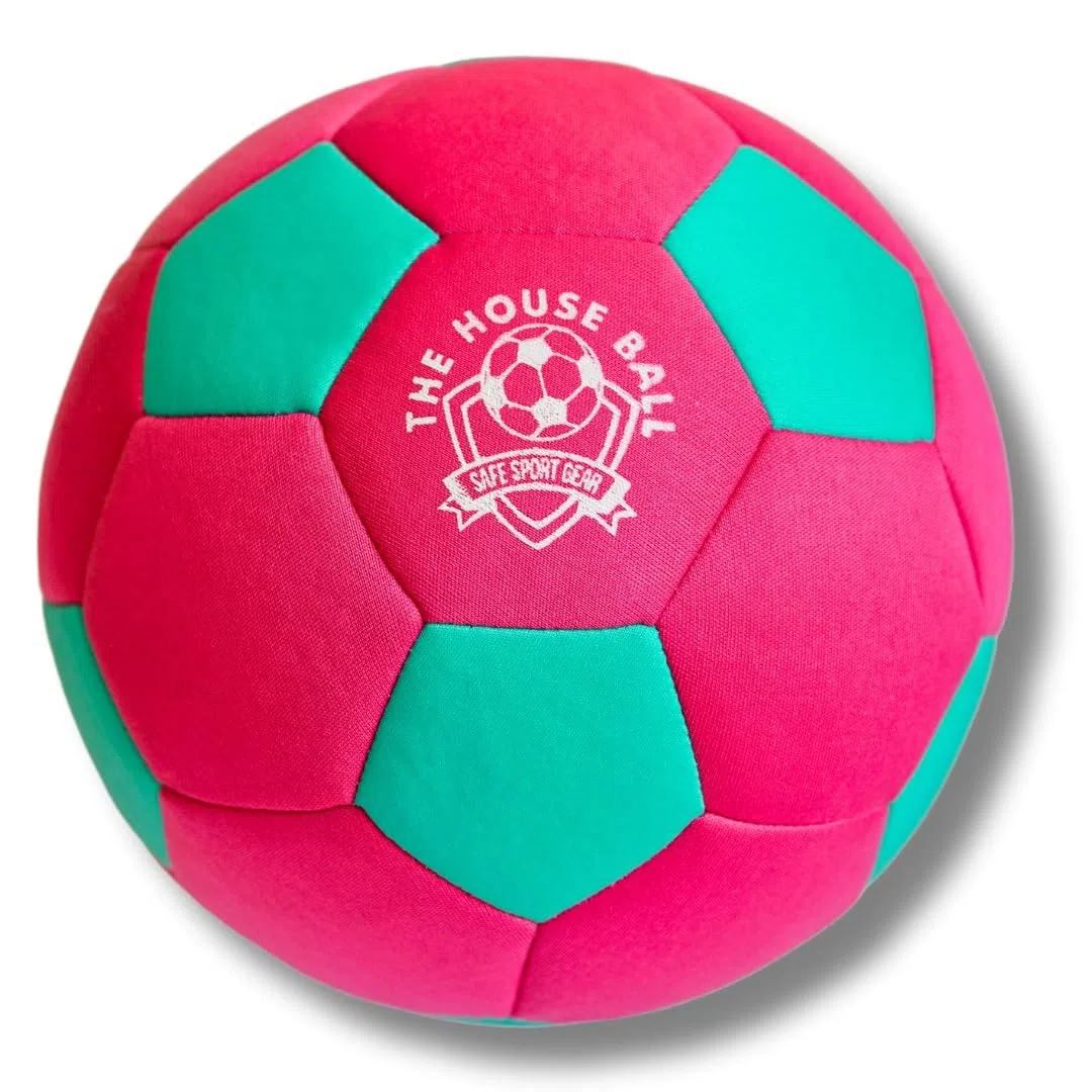 Safe Sport Gear Le Ballon de la Maison, Souple et Sécurisé, Taille 4, est Parfait pour l'intérieur et Le Jardin. Idéal pour Les Enfants, il surpasse Les Ballons en Mousse (Rose)